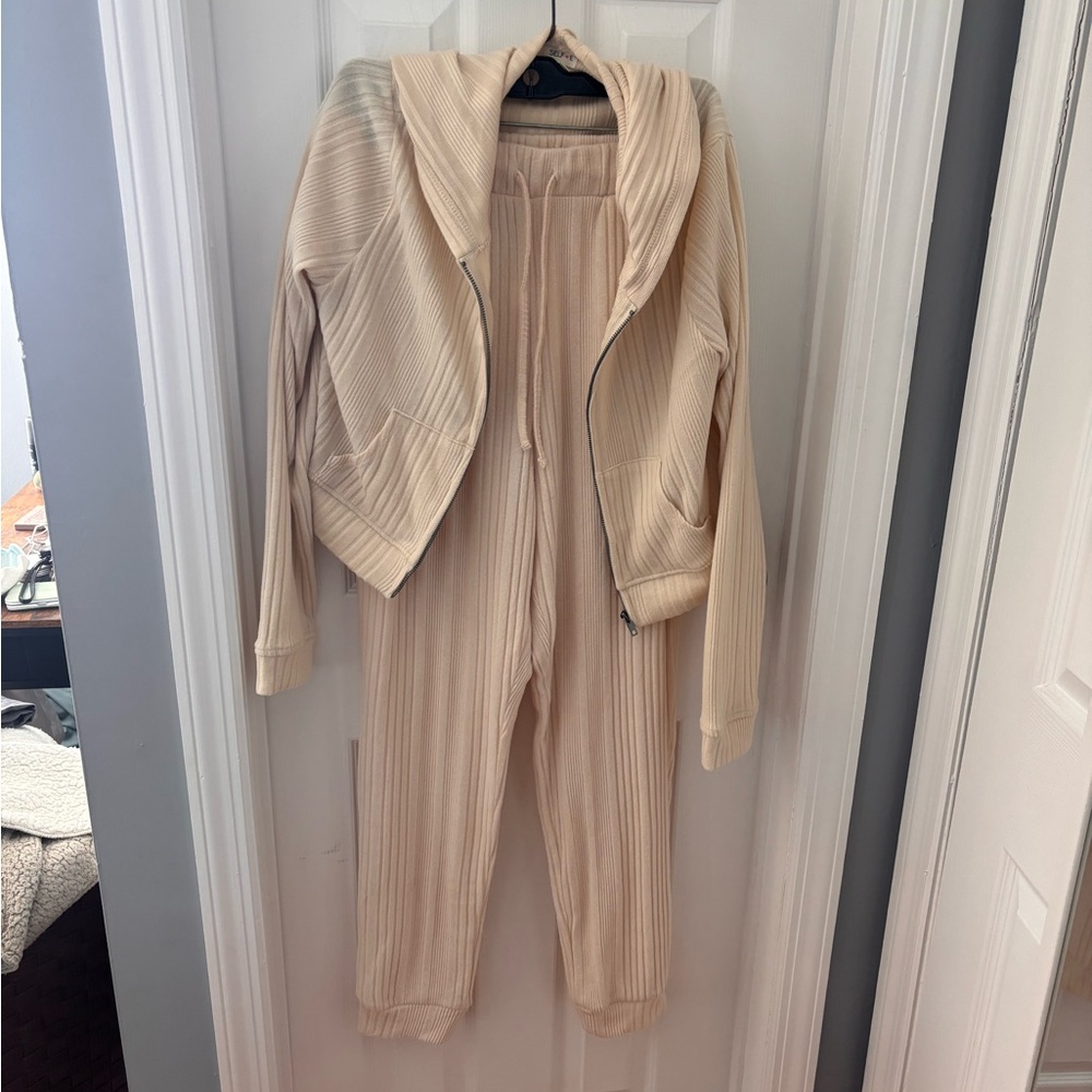 Self Love | Cropped Sweatsuit